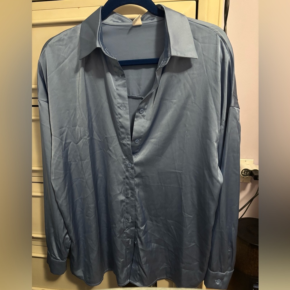 Women’s Silky Blue Buttondown
